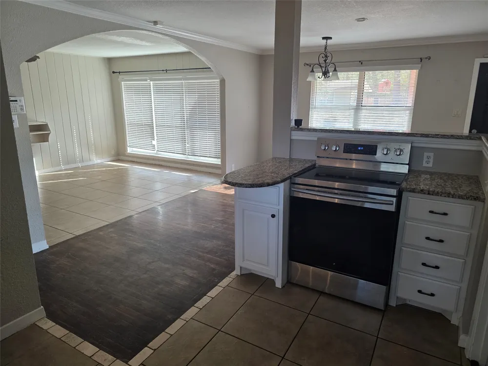 715 Vogel Street Rockdale, TX 76567