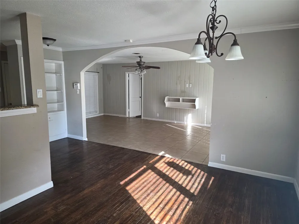 715 Vogel Street Rockdale, TX 76567