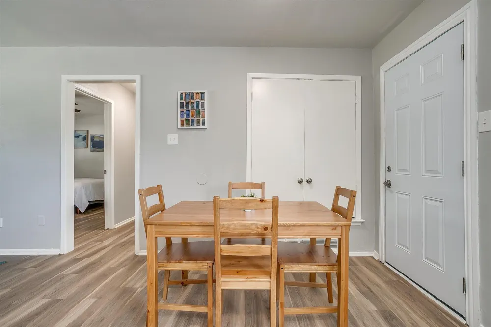 1006 Thannisch Drive Arlington, TX 76011
