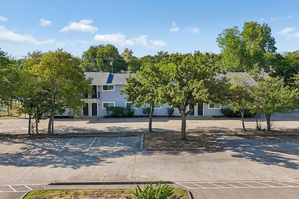1006 Thannisch Drive Arlington, TX 76011