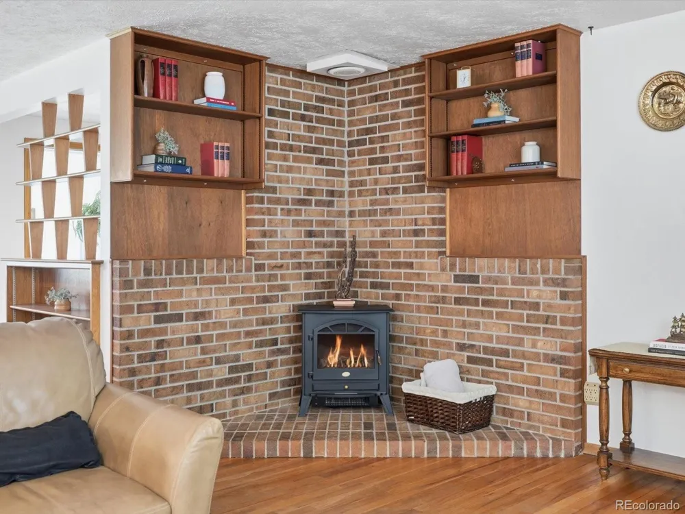 1433 Spencer Street Longmont, CO 80501