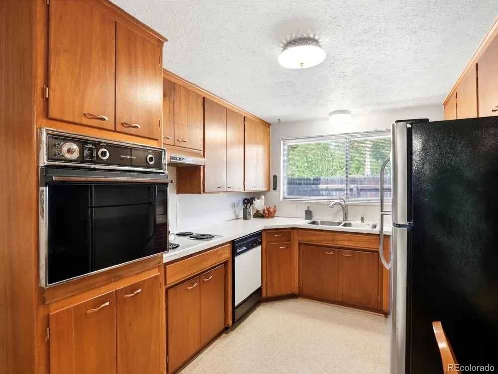 1433 Spencer Street Longmont, CO 80501