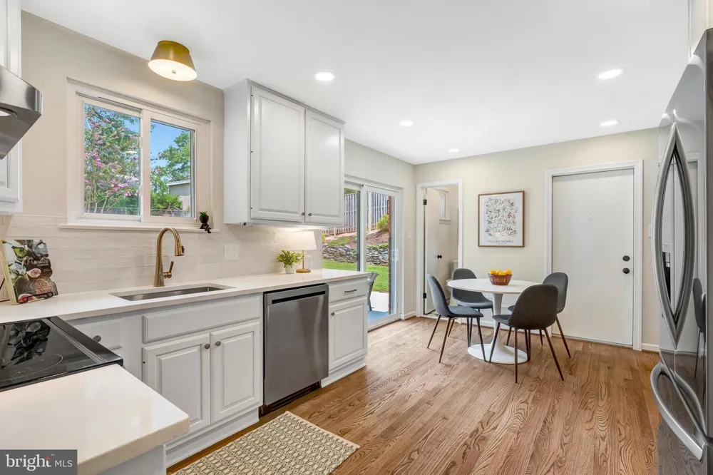 5416 CHATSWORTH COURT Fairfax, VA 22032