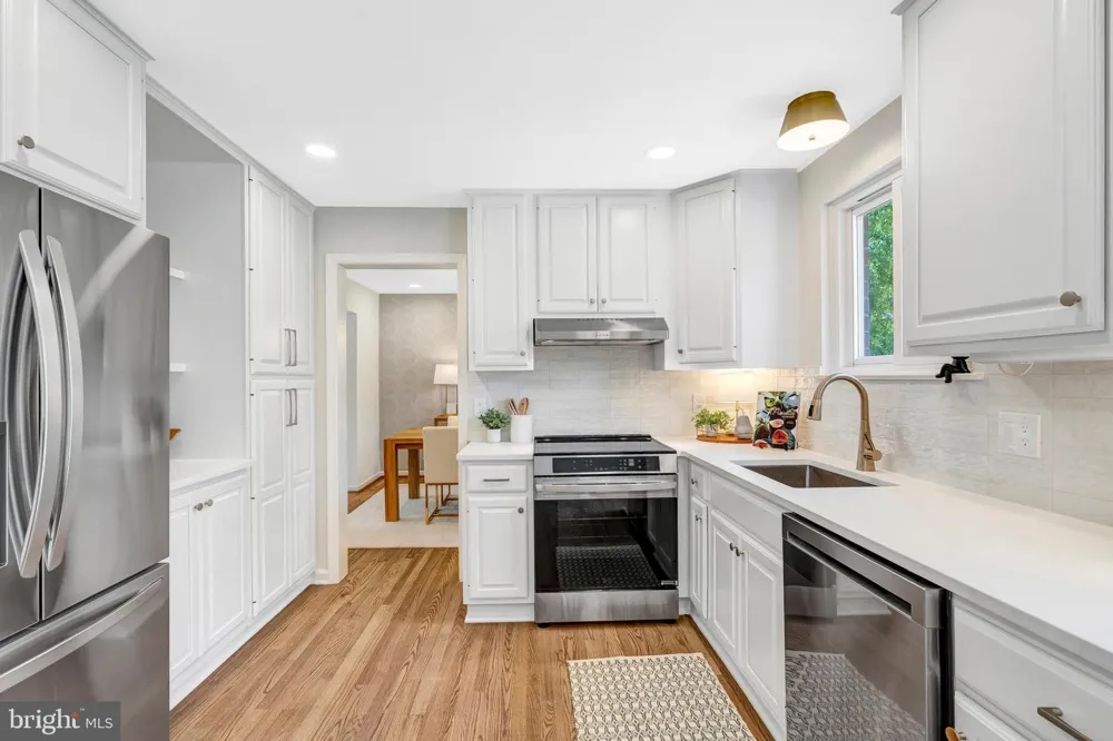 5416 CHATSWORTH COURT Fairfax, VA 22032