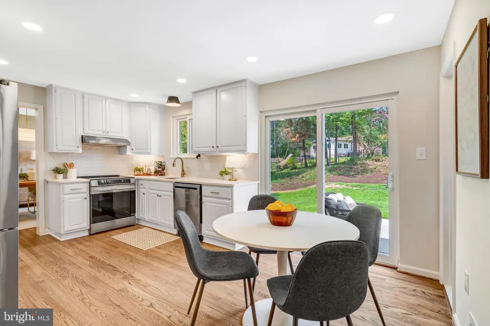 5416 CHATSWORTH COURT Fairfax, VA 22032