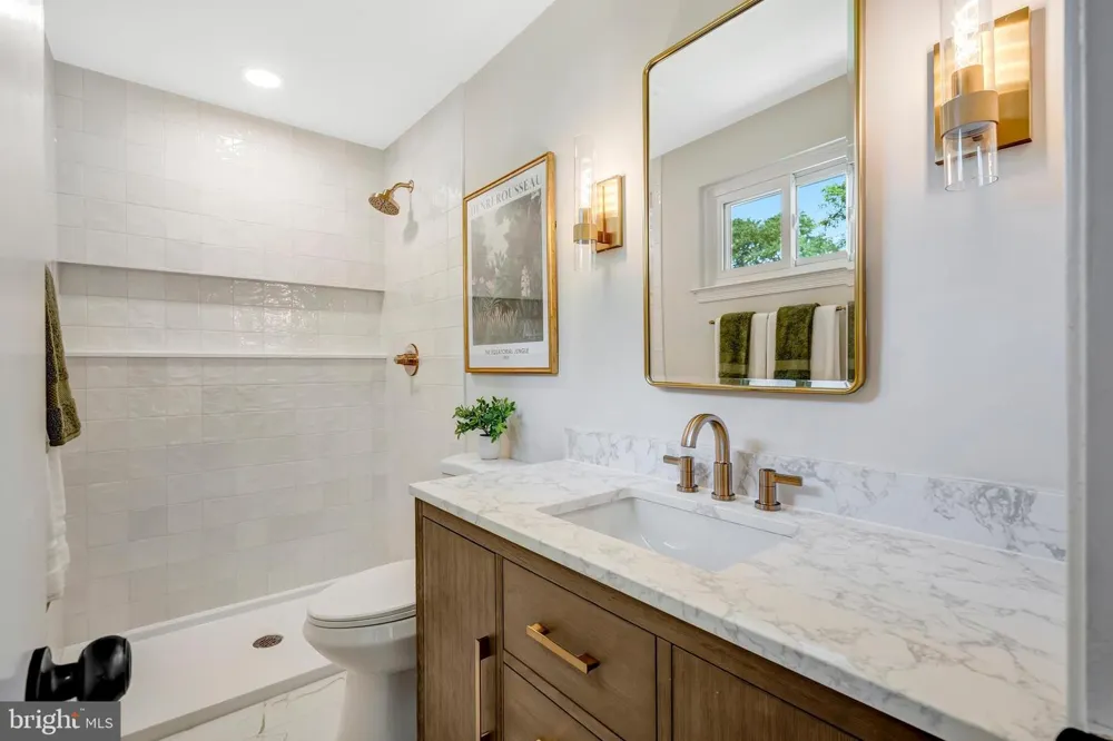 5416 CHATSWORTH COURT Fairfax, VA 22032