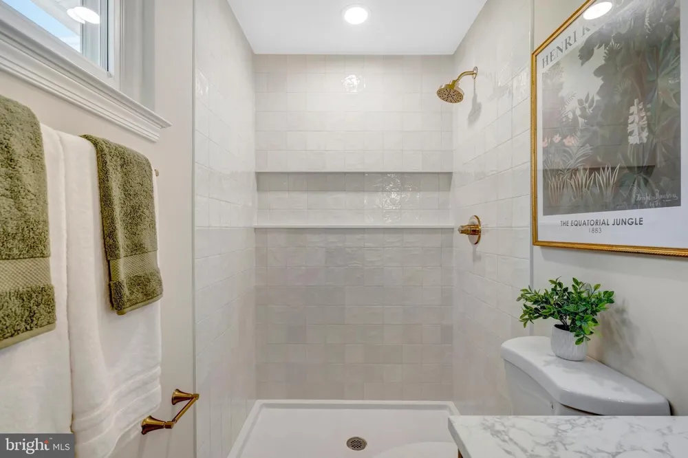 5416 CHATSWORTH COURT Fairfax, VA 22032