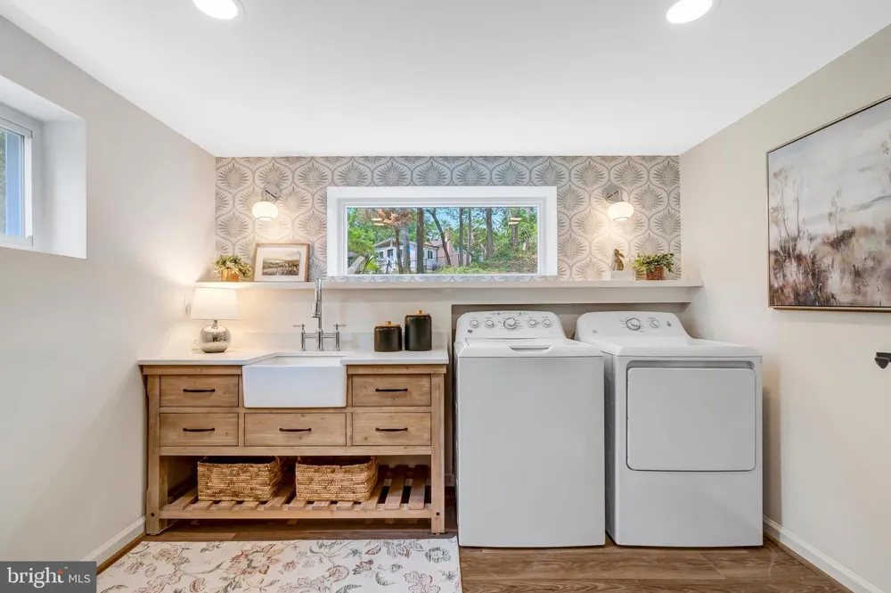 5416 CHATSWORTH COURT Fairfax, VA 22032