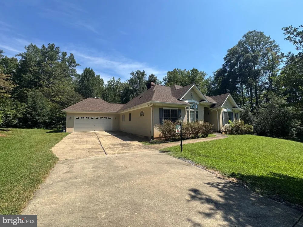 8227 OLD PLANK ROAD Fredericksburg, VA 22407