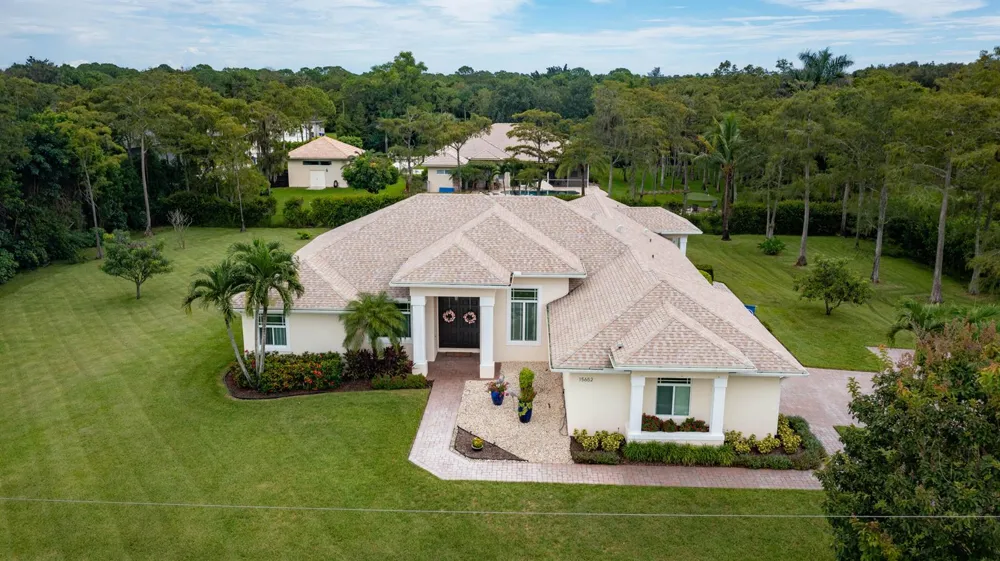 15652 86TH WAY Palm Beach Gardens, FL 33418