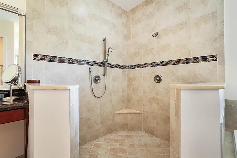 15652 86TH WAY Palm Beach Gardens, FL 33418