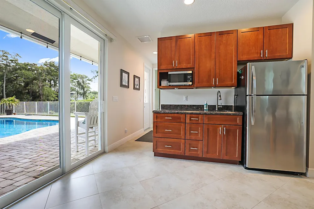 15652 86TH WAY Palm Beach Gardens, FL 33418