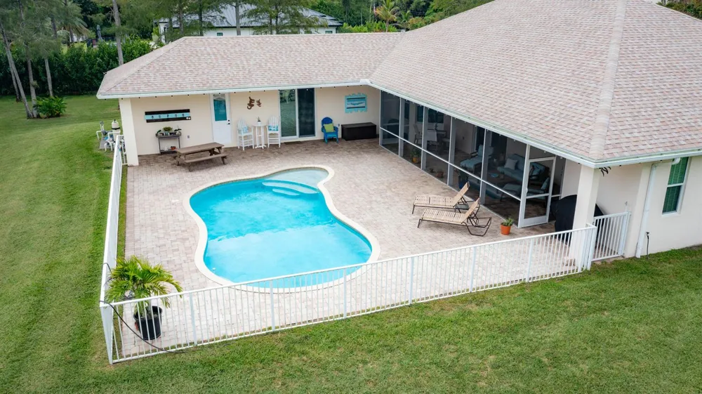 15652 86TH WAY Palm Beach Gardens, FL 33418