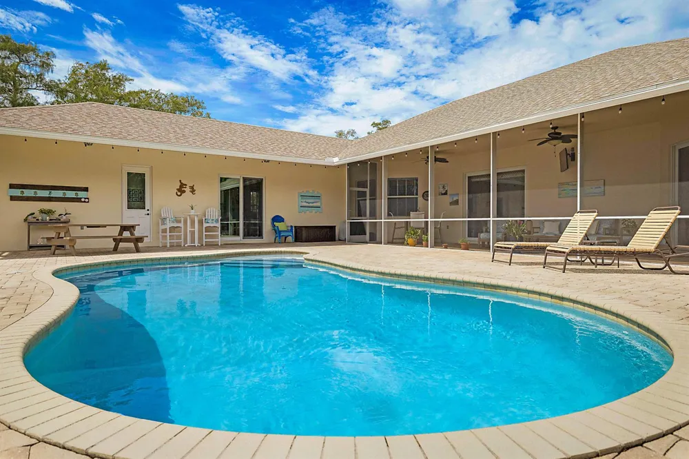 15652 86TH WAY Palm Beach Gardens, FL 33418