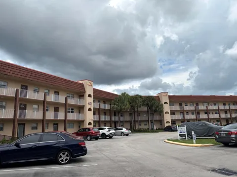 2721 Pine Island Road #204