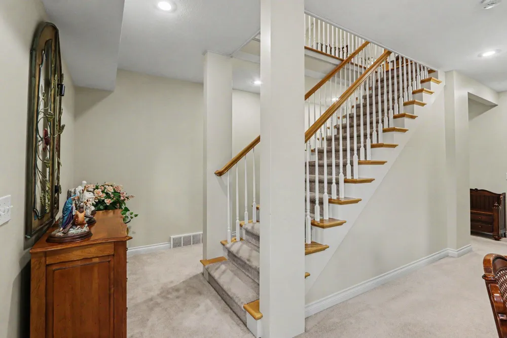 7928 Spring Haven Kalamazoo, MI 49009