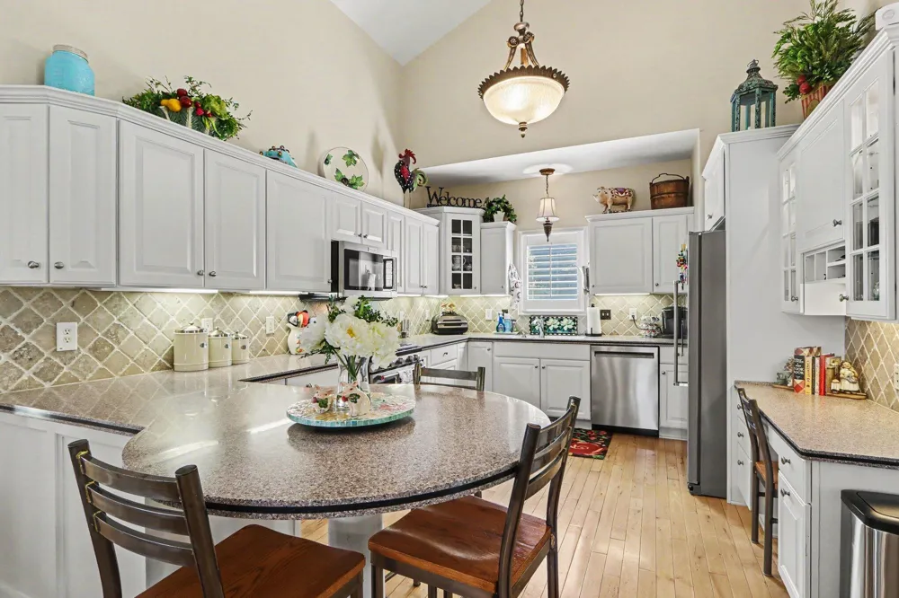 7928 Spring Haven Kalamazoo, MI 49009