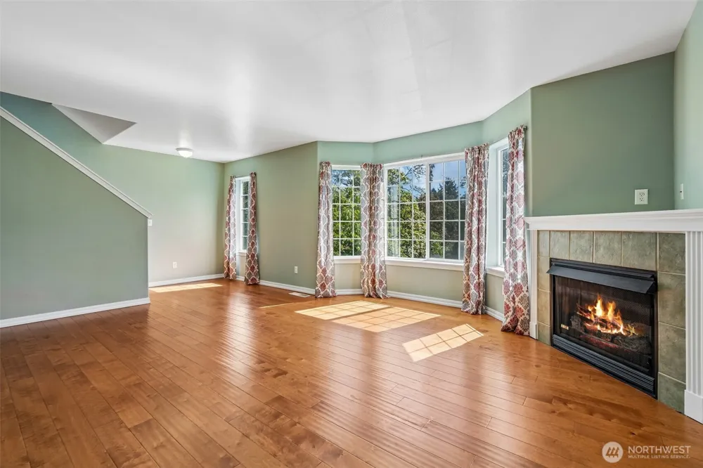 1153 NW 7th Way Camas, WA 98607