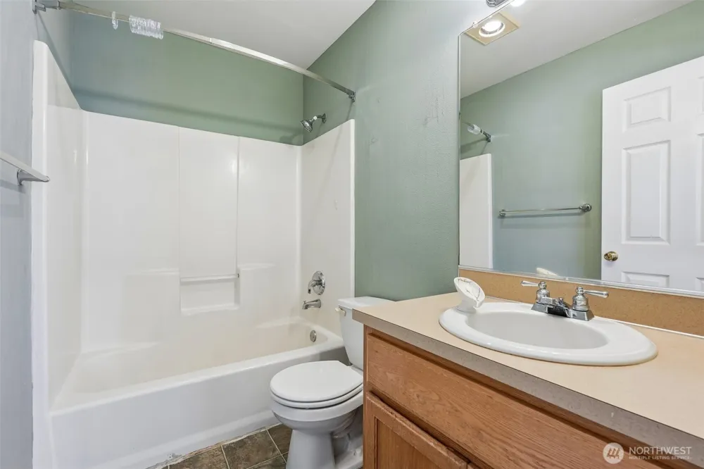 1153 NW 7th Way Camas, WA 98607
