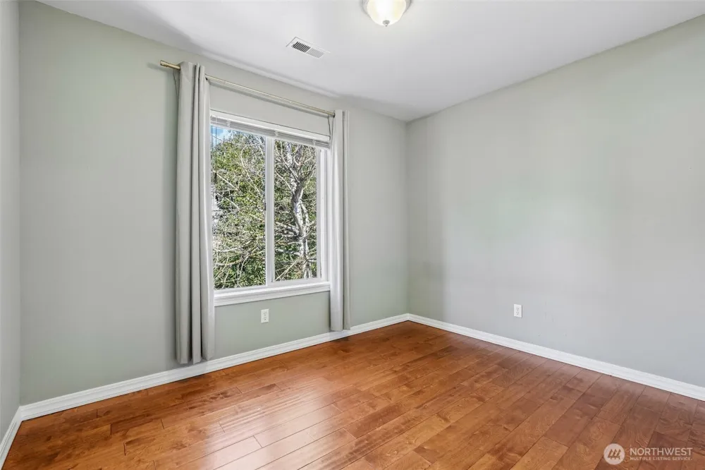 1153 NW 7th Way Camas, WA 98607