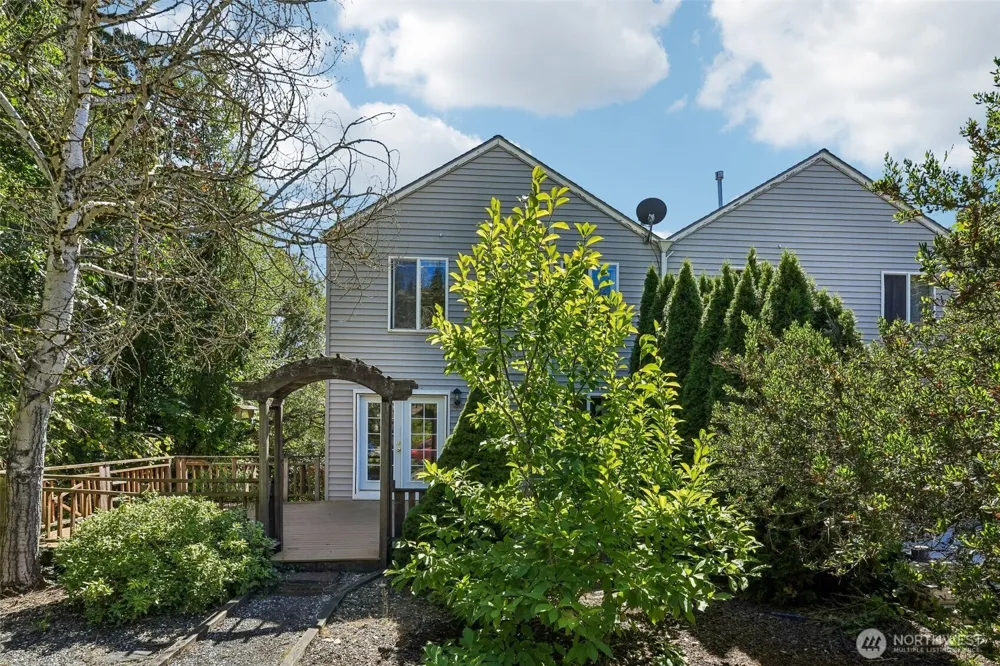 1153 NW 7th Way Camas, WA 98607