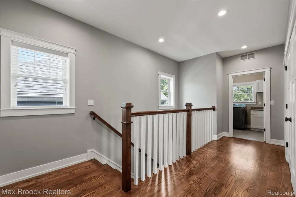 123 Potter Avenue Royal Oak City, MI 48067