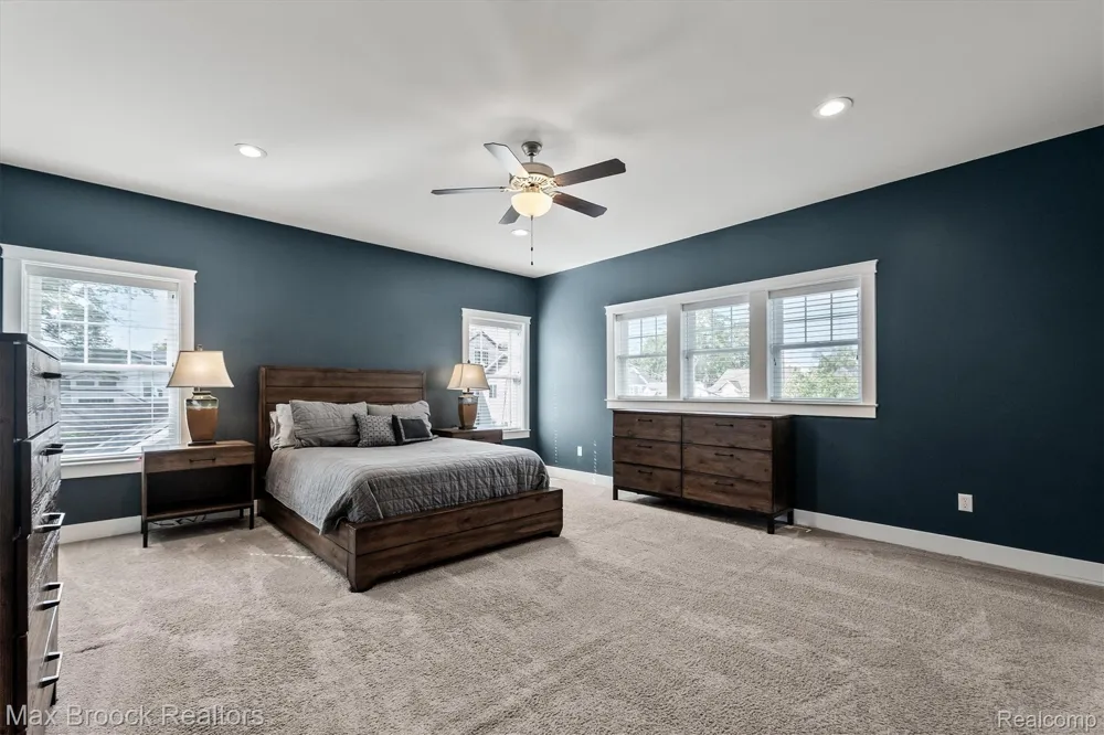 123 Potter Avenue Royal Oak City, MI 48067