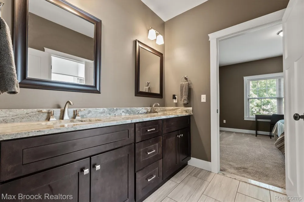123 Potter Avenue Royal Oak City, MI 48067