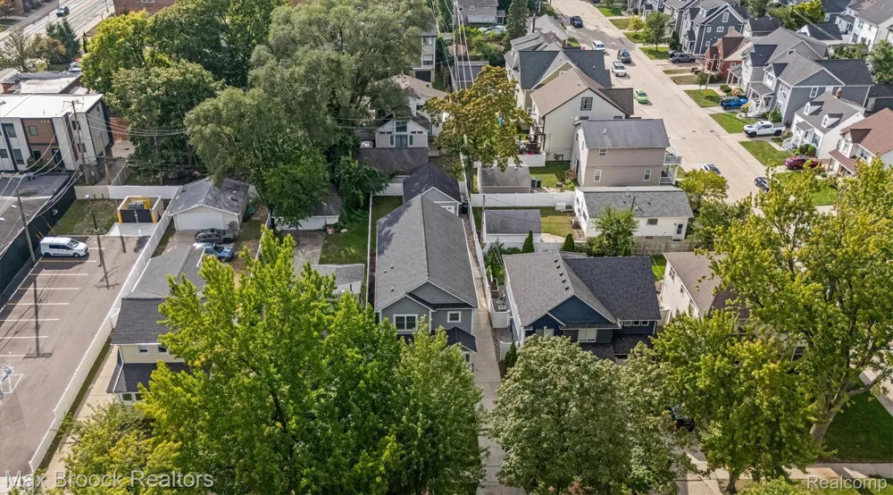 123 Potter Avenue Royal Oak City, MI 48067