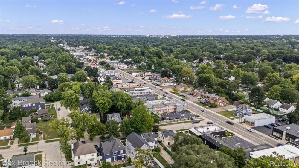 123 Potter Avenue Royal Oak City, MI 48067