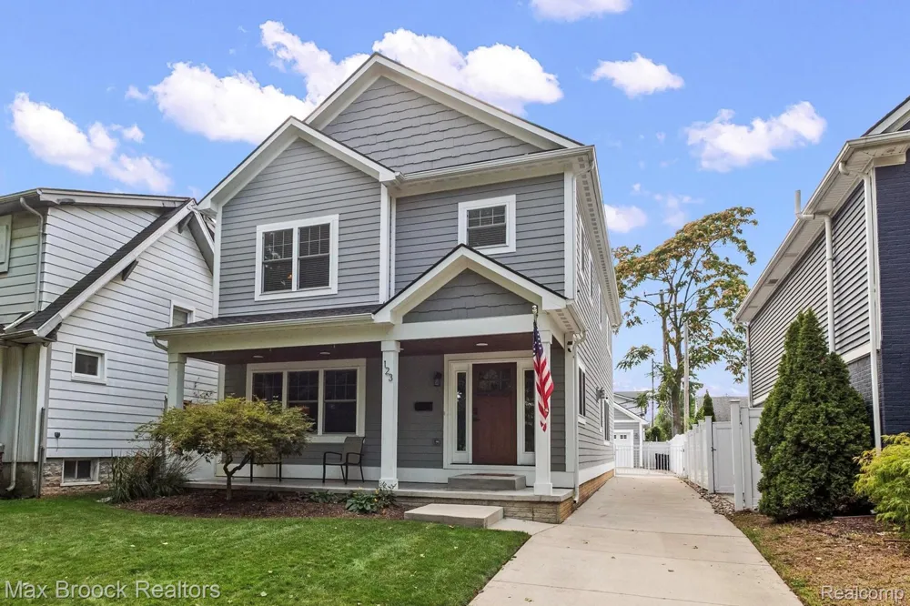 123 Potter Avenue Royal Oak City, MI 48067