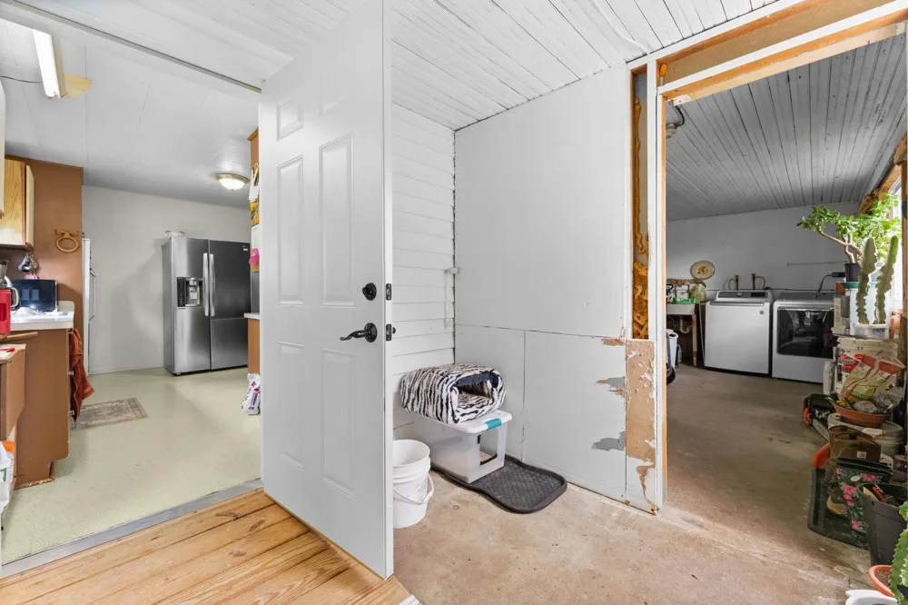 9425 W Coleman Isabella Township, MI 48632