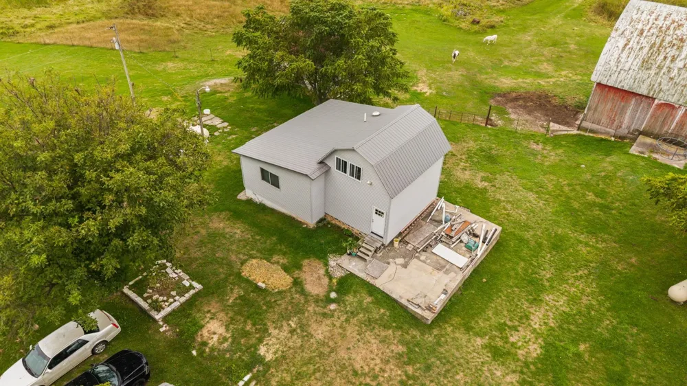 9425 W Coleman Isabella Township, MI 48632