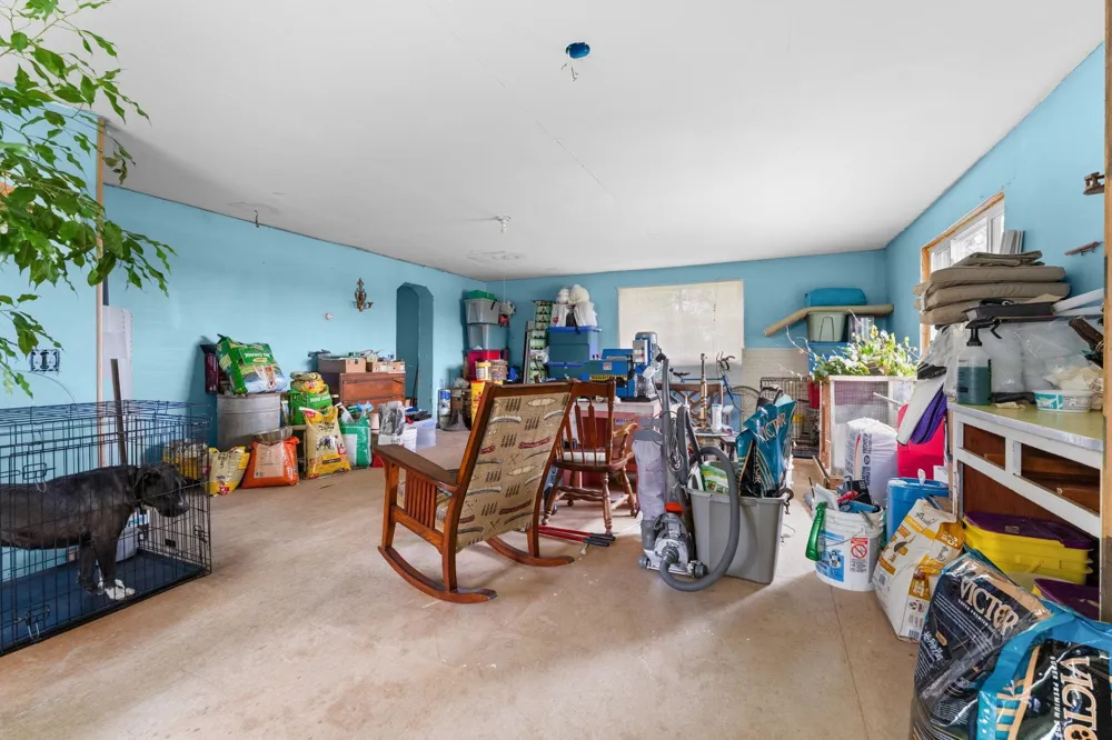 9425 W Coleman Isabella Township, MI 48632