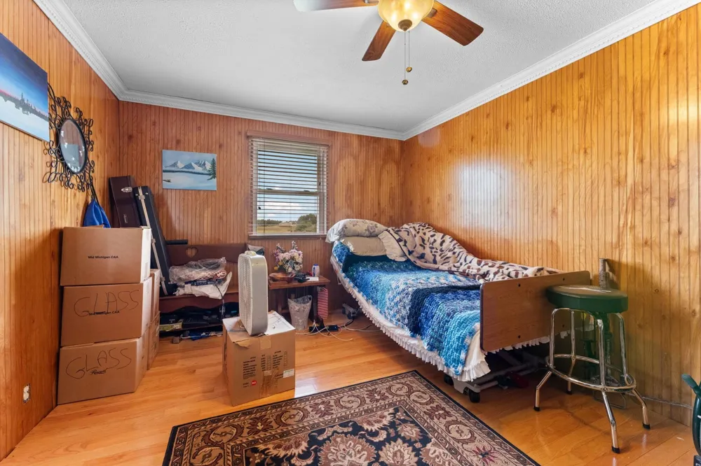 9425 W Coleman Isabella Township, MI 48632