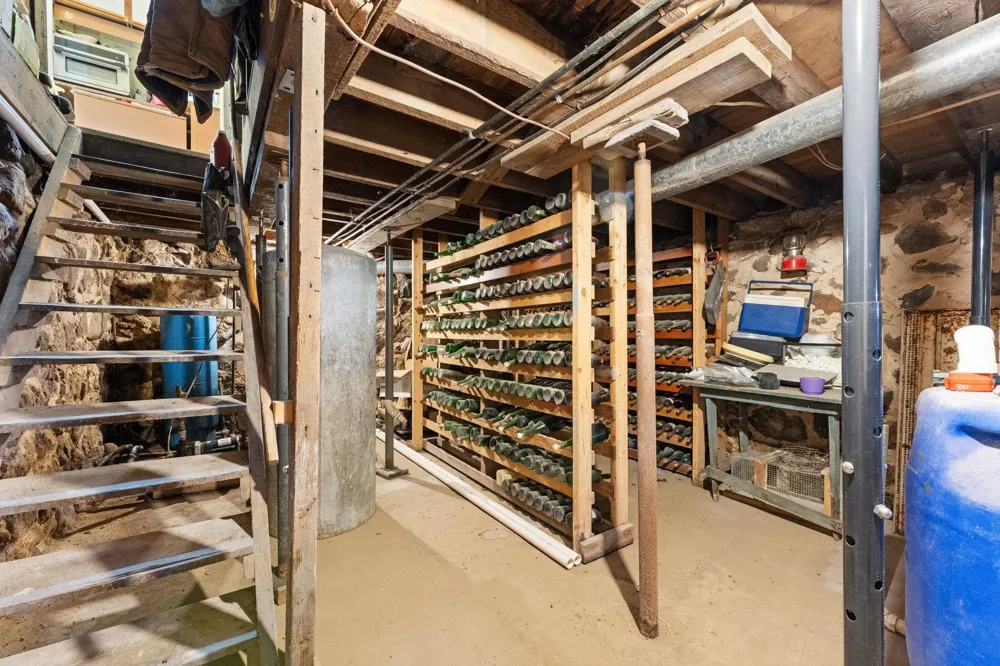 9425 W Coleman Isabella Township, MI 48632