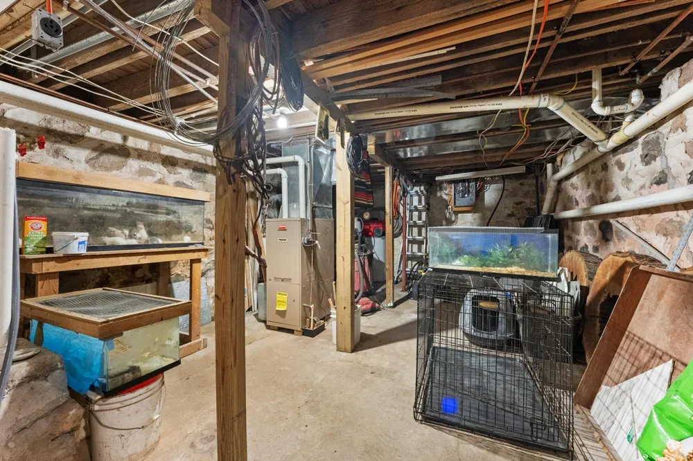 9425 W Coleman Isabella Township, MI 48632