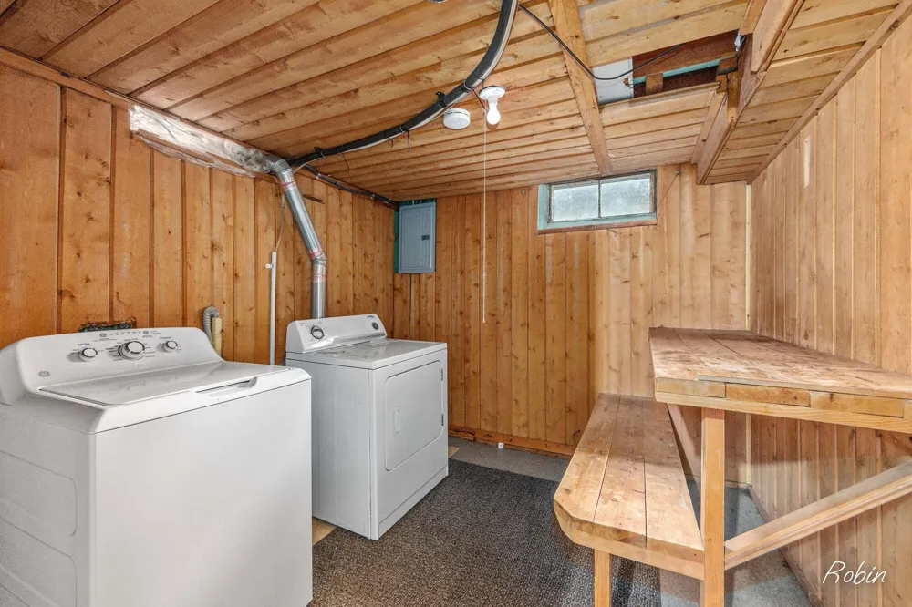 1546 7th Street NW Grand Rapids City, MI 49504
