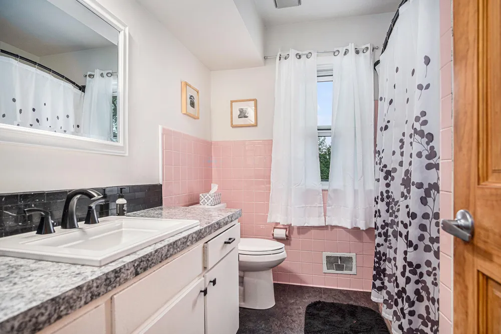 1546 7th Street NW Grand Rapids City, MI 49504