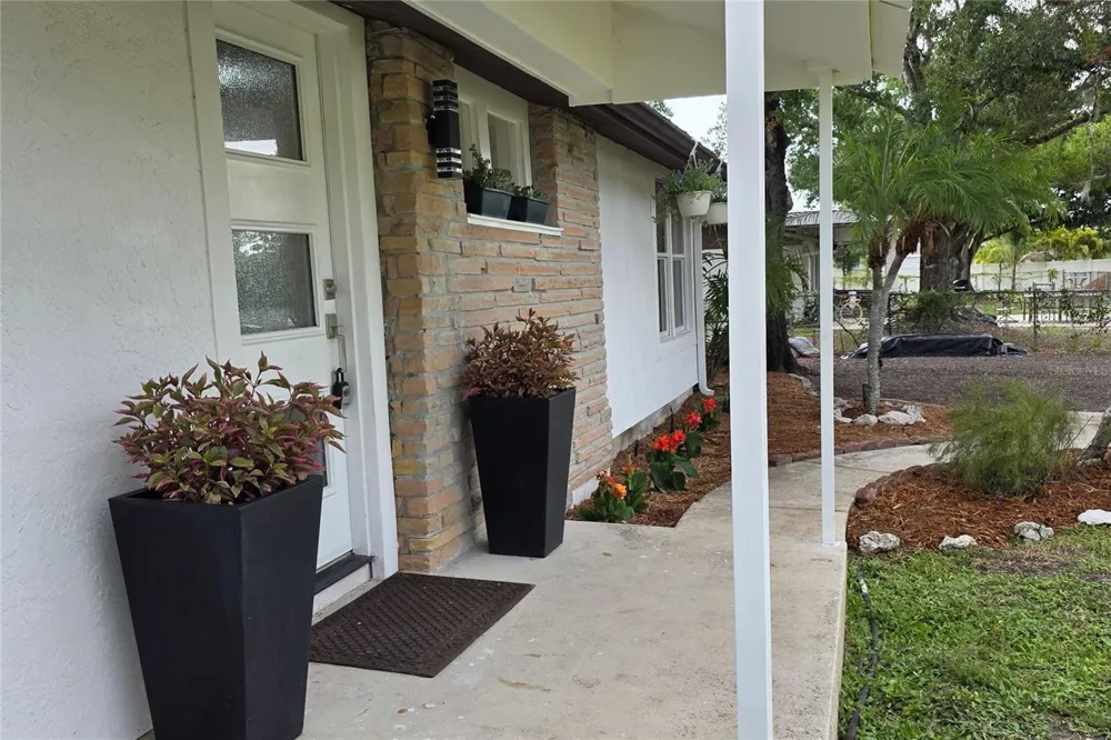 1205 WILLIS AVENUE Sarasota, FL 34232
