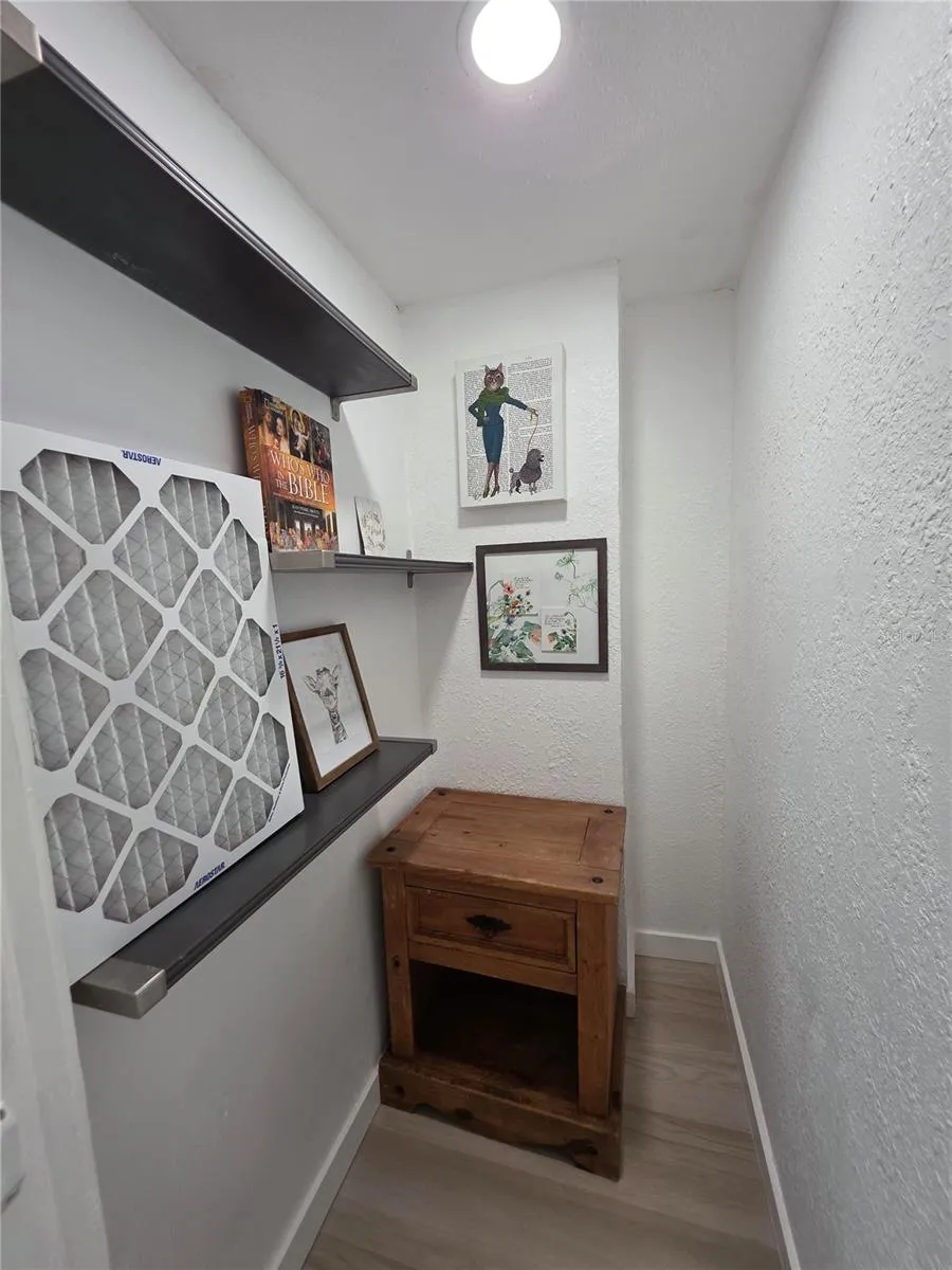 1205 WILLIS AVENUE Sarasota, FL 34232