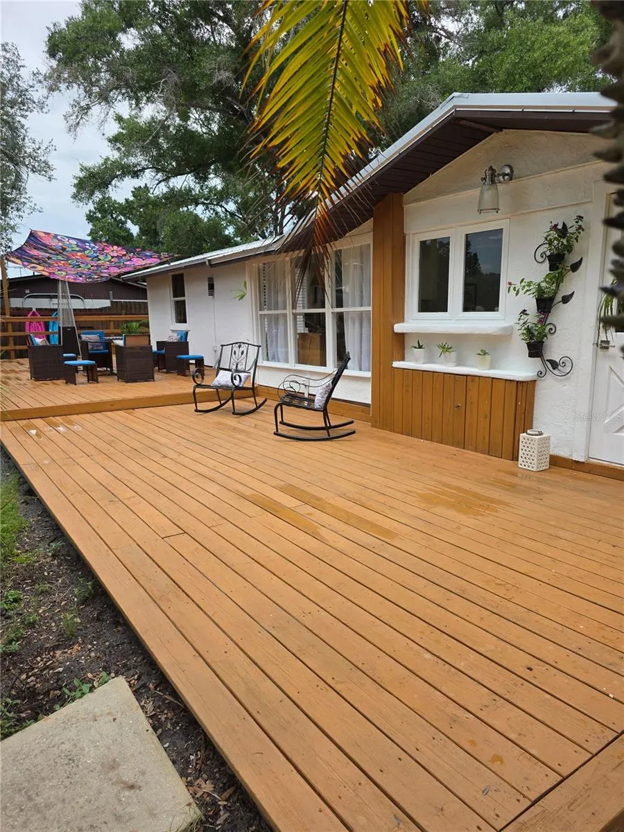 1205 WILLIS AVENUE Sarasota, FL 34232