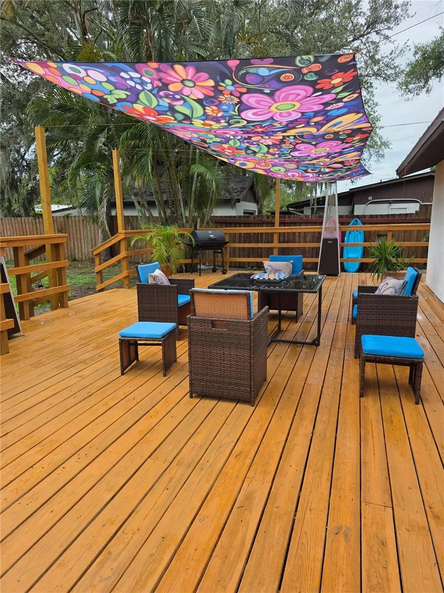 1205 WILLIS AVENUE Sarasota, FL 34232