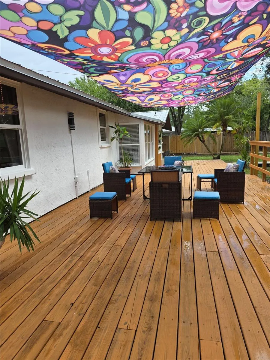 1205 WILLIS AVENUE Sarasota, FL 34232