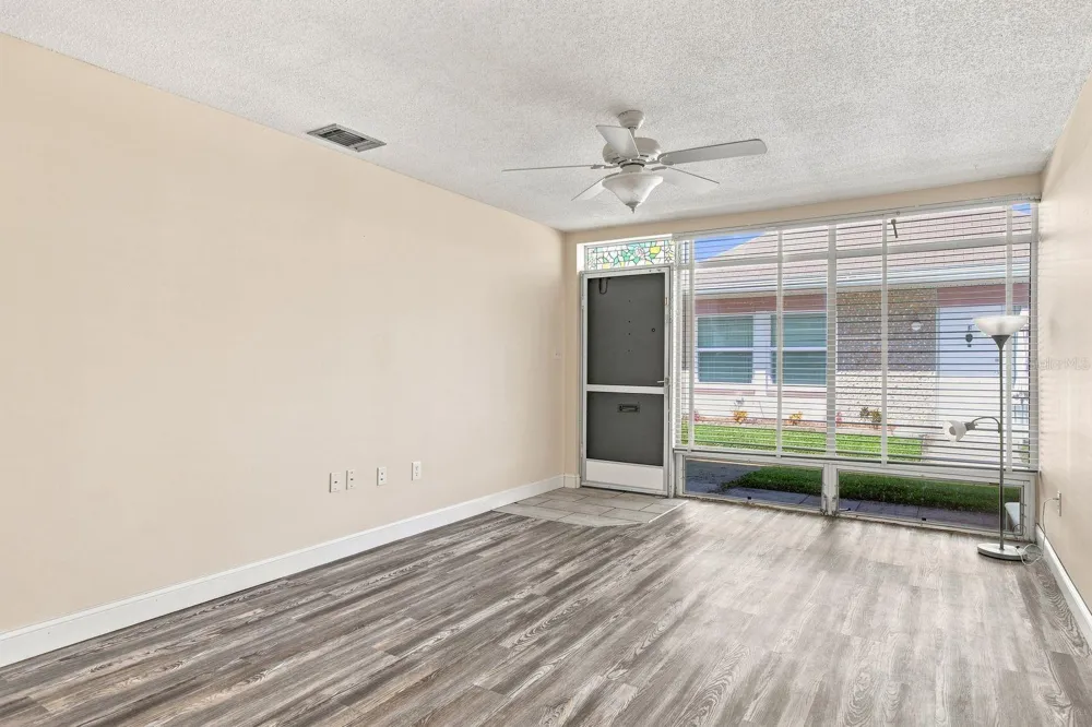 4349 TAHITIAN GARDENS CIRCLE #G Holiday, FL 34691