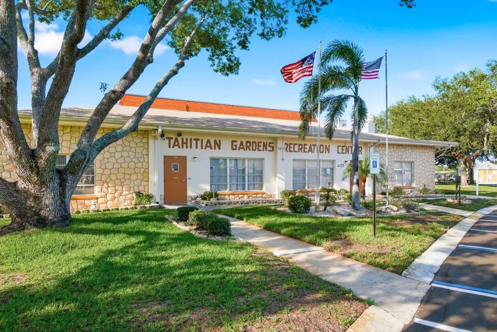 4349 TAHITIAN GARDENS CIRCLE #G Holiday, FL 34691