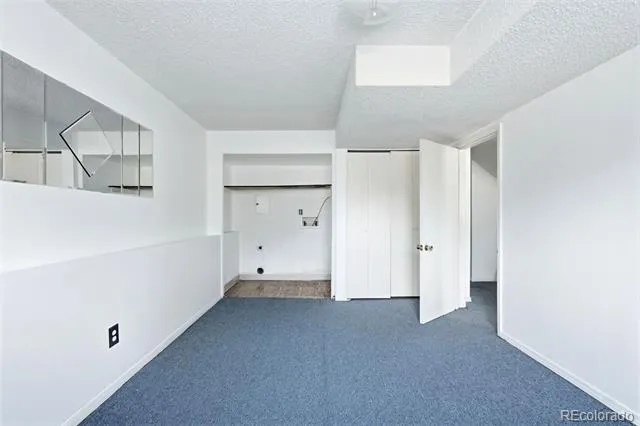 1553 S Carson Street Aurora, CO 80012