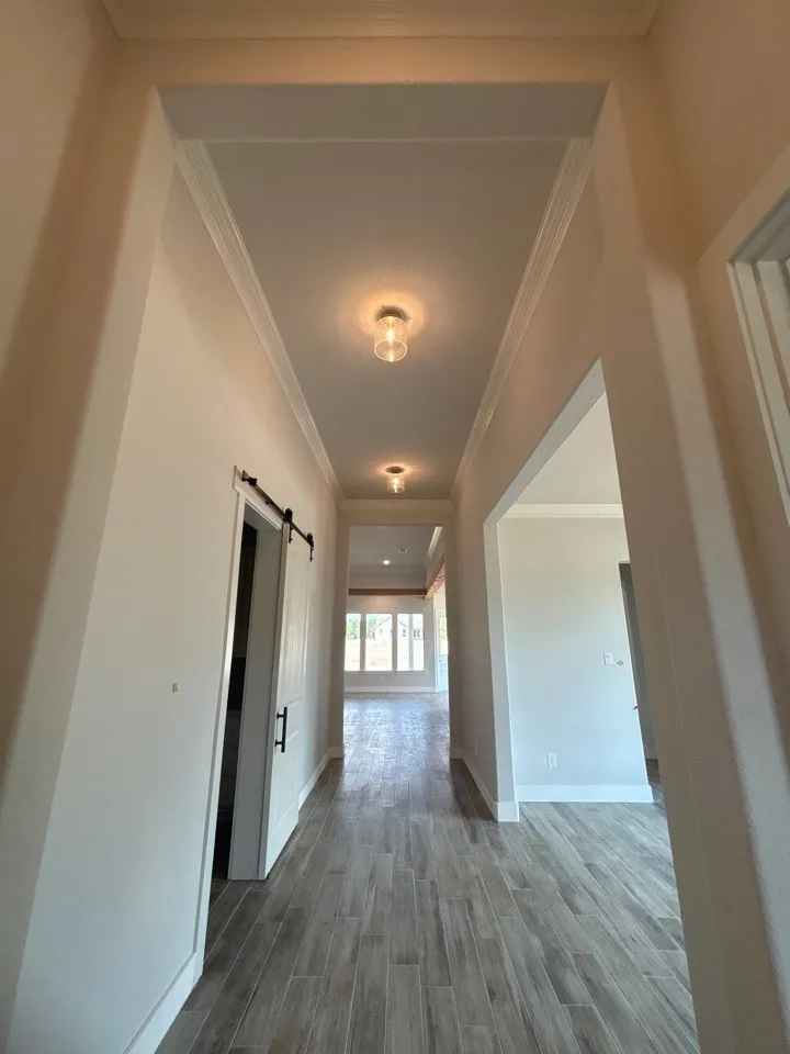 800 Monterrey Circle Van Alstyne, TX 75495