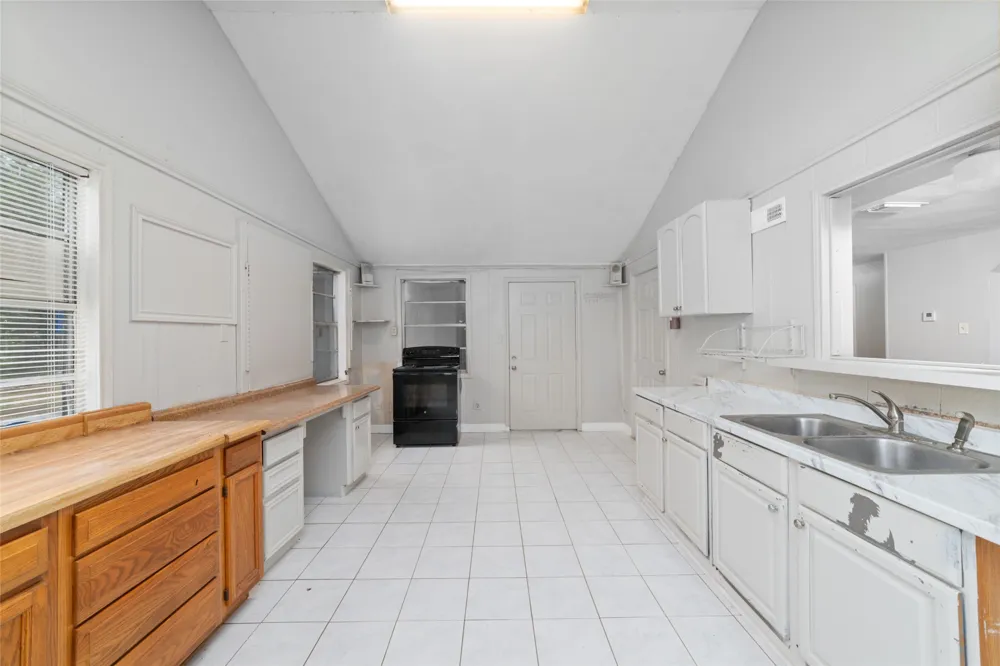 11715 Almeda Genoa Road Houston, TX 77034