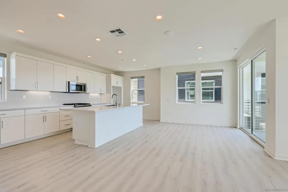 3051 Marquee Way San Diego, CA 92108